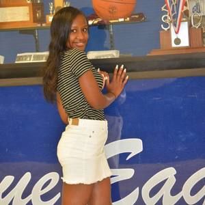 Meet your Posher, Keke